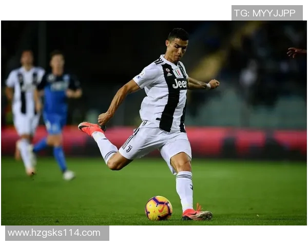 足球球星壁纸创意大集合 超乎想象的奇葩搞笑瞬间合集